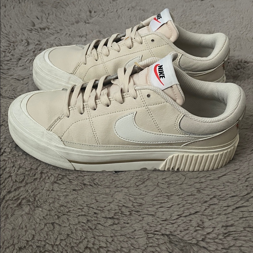 Nike Platform Cream Sneakers with White Logo Size 8.5 Womens